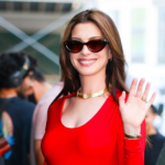 Anne Hathaway, protagonista de ‘La Odisea’, revela el divertido nombre con que se refieren a su tercer hijo, que está en camino