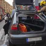 Cinco heridos por la explosión de un coche en una calle de Lleida Cinco heridos por la explosión de un coche en una calle de Lleida