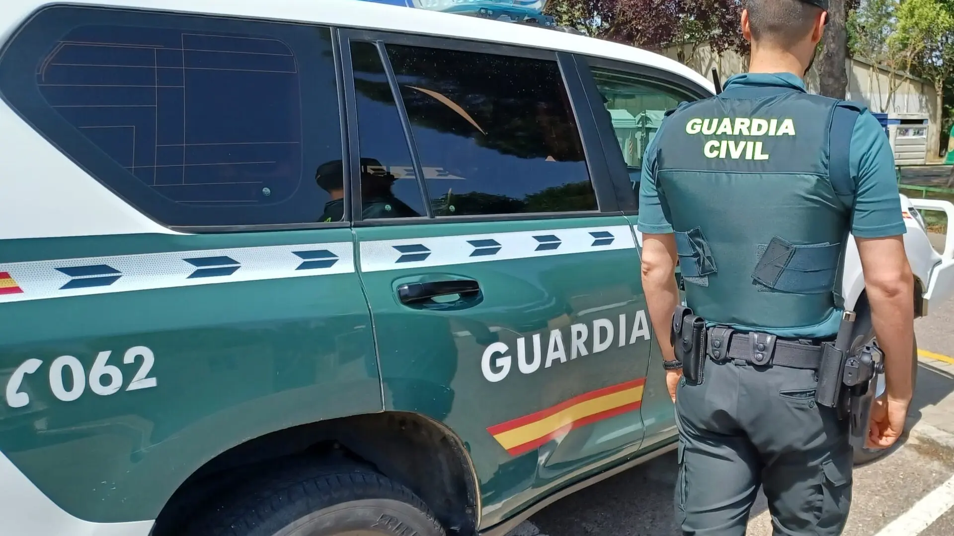 Detenido el monitor de un campamento de Arroyomolinos (Madrid) por presunta agresión sexual a dos niñas Detenido el monitor de un campamento de Arroyomolinos (Madrid) por presunta agresión sexual a dos niñas