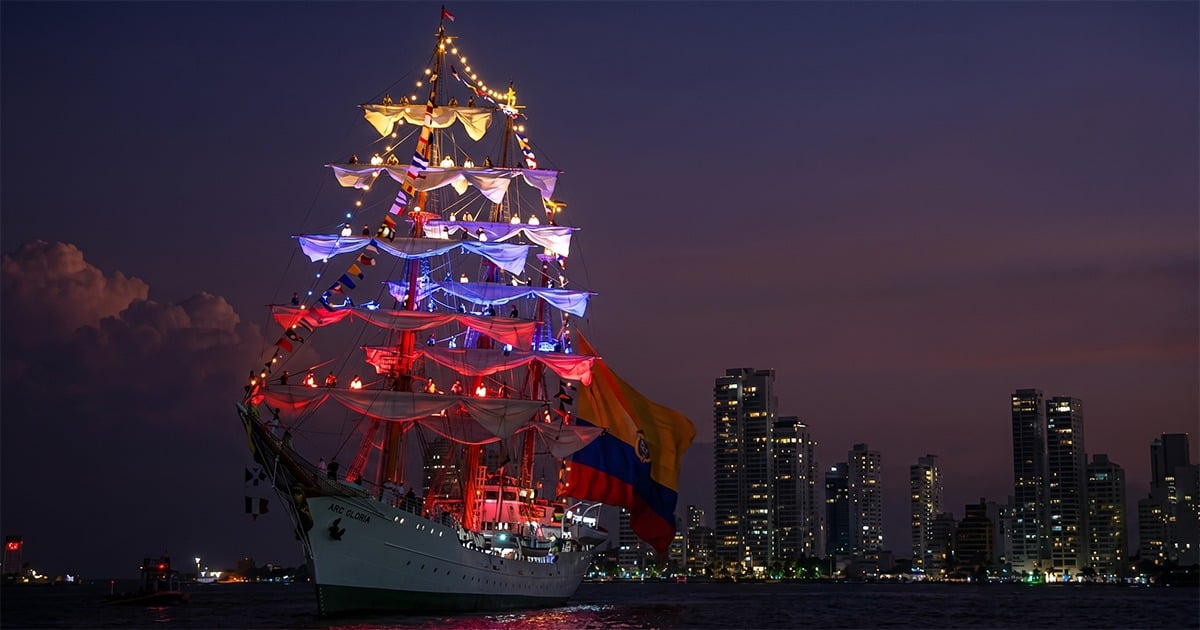 El ARC Gloria y su entrada en Nueva York como embajador del país en los 250 años de la independencia de Estados Unidos El ARC Gloria y su entrada en Nueva York como embajador del país en los 250 años de la independencia de Estados Unidos