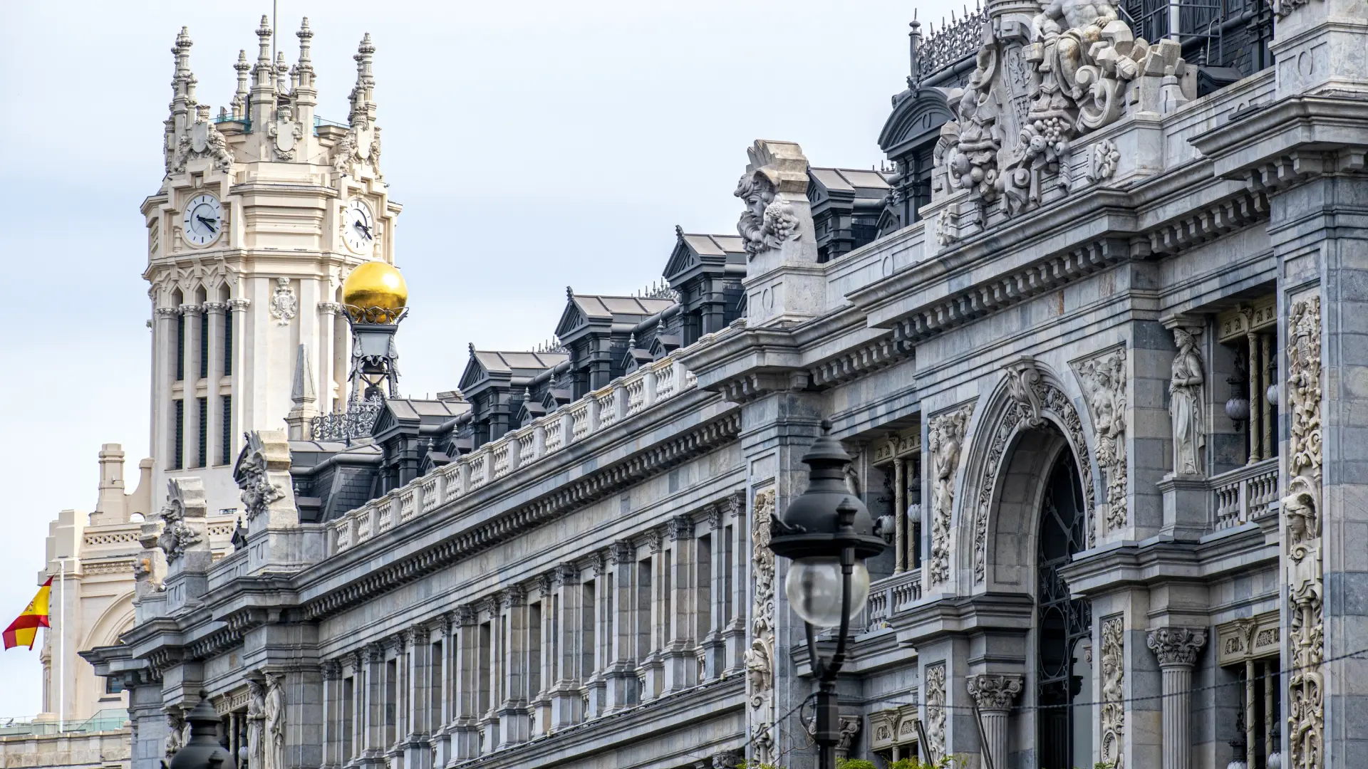 El Banco de España alerta de que el fraude en los pagos ya supone el principal foco de riesgo para los clientes El Banco de España alerta de que el fraude en los pagos ya supone el principal foco de riesgo para los clientes