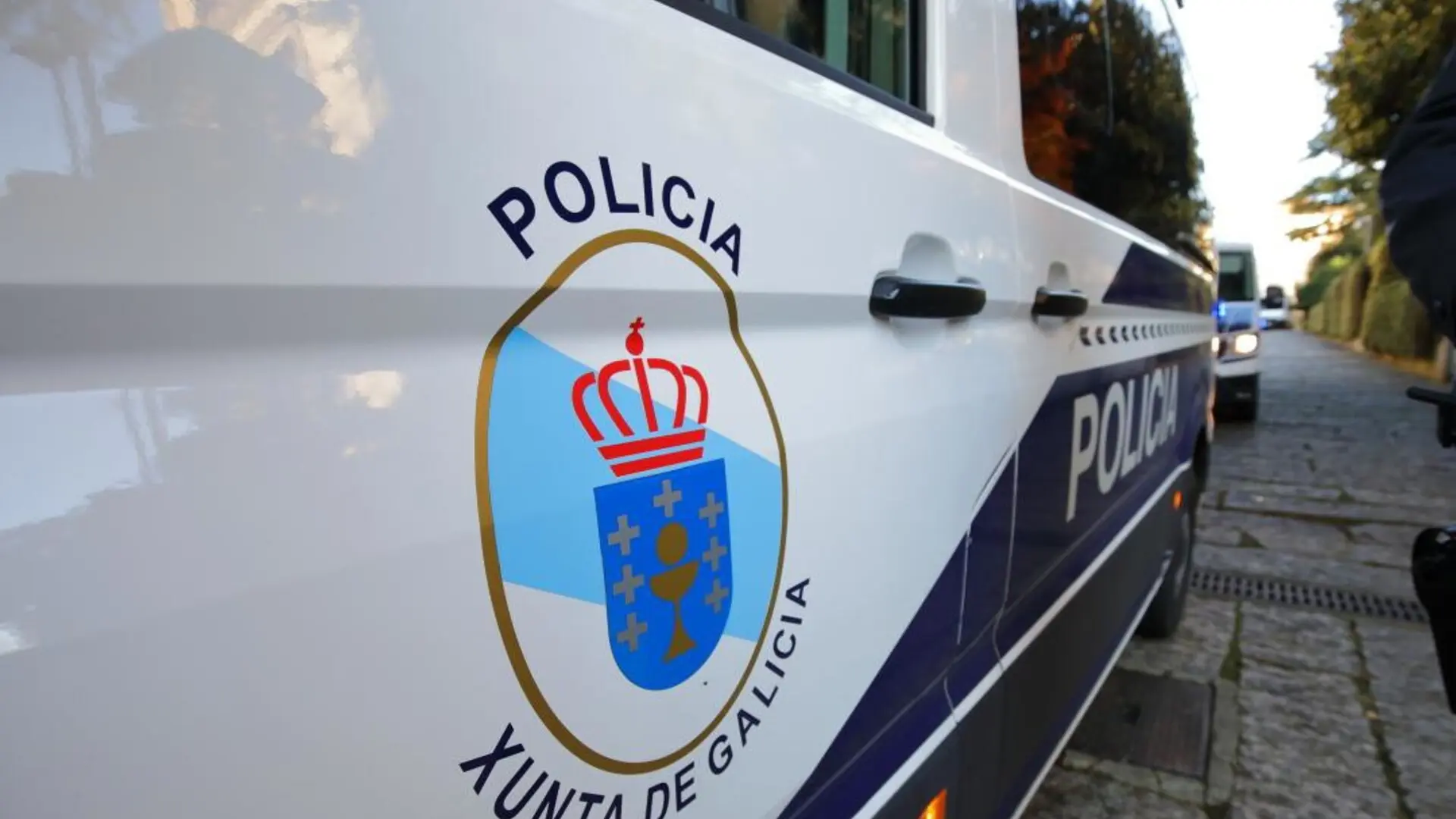 Identificado un vecino de Rois (A Coruña) por provocar un incendio y tres conatos Identificado un vecino de Rois (A Coruña) por provocar un incendio y tres conatos