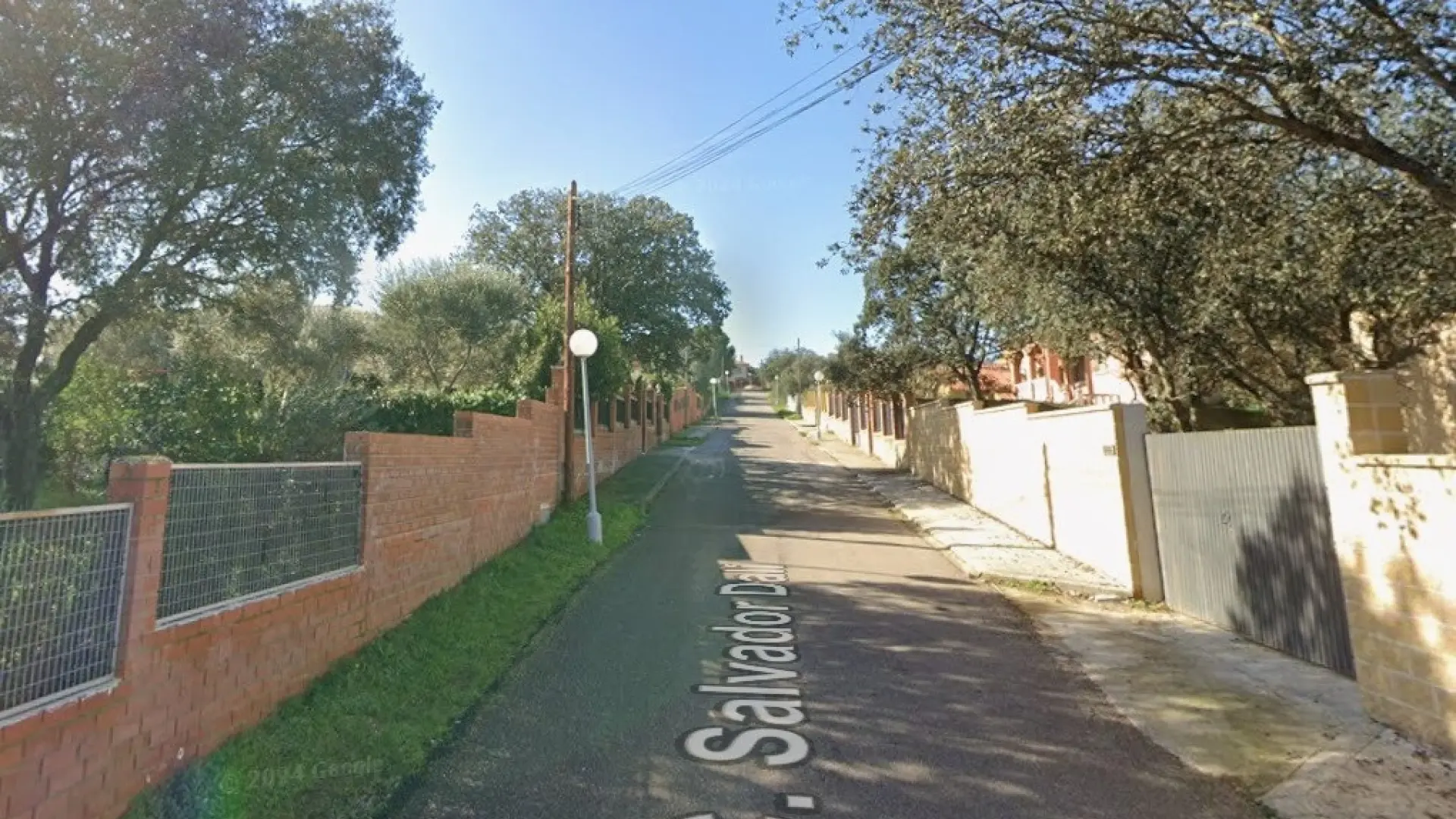 Muere un trabajador al electrocutarse mientras manipulaba un cuadro eléctrico en El Casar de Escalona Muere un trabajador al electrocutarse mientras manipulaba un cuadro eléctrico en El Casar de Escalona