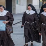 Piden 12 años de cárcel para 7 exmonjas de Belorado por «trato denigrante, coacciones y abandono» a cinco religiosas mayores Piden 12 años de cárcel para 7 exmonjas de Belorado por «trato denigrante, coacciones y abandono» a cinco religiosas mayores