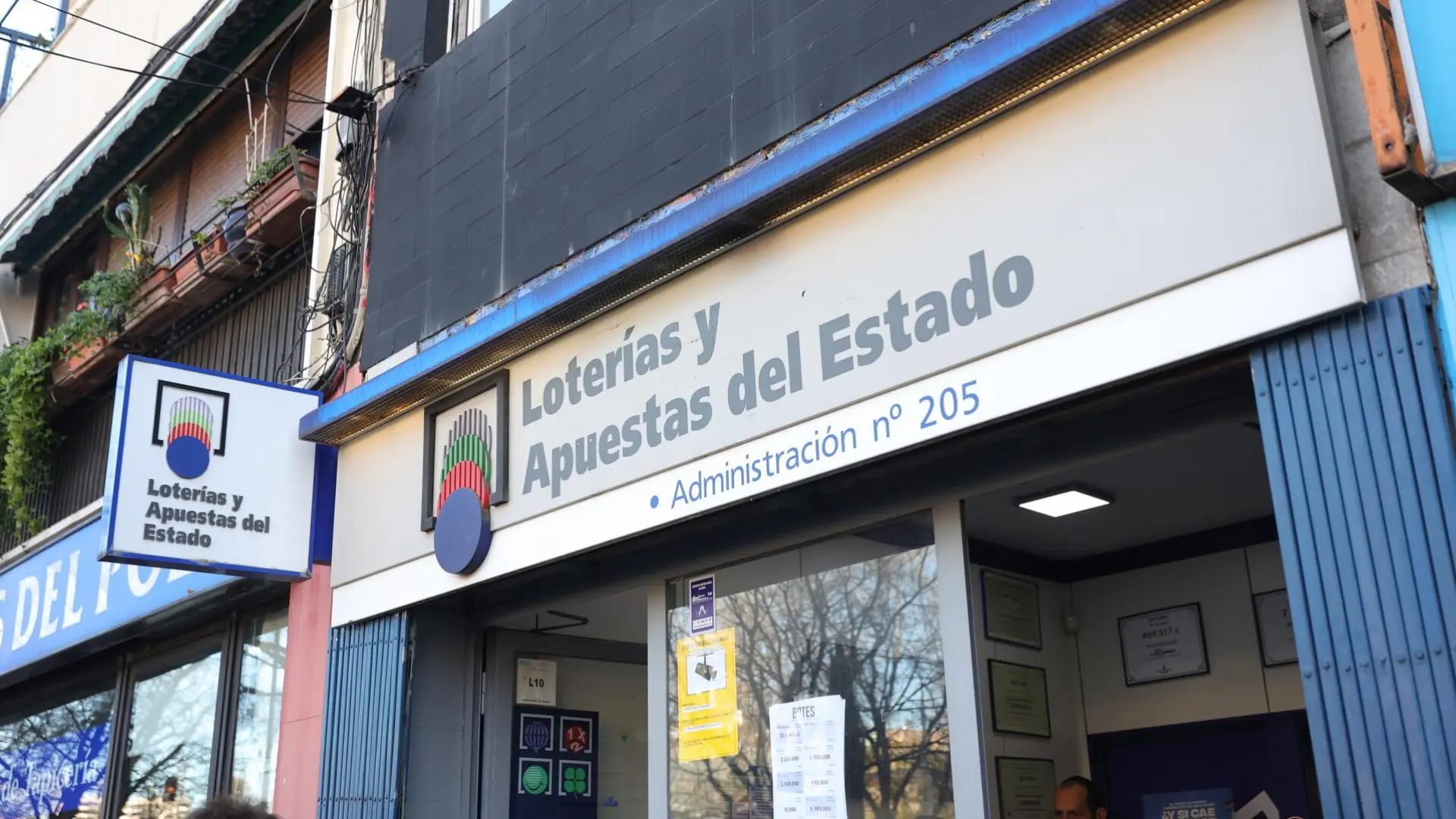 Un acertante de la Bonoloto de este sábado 4 de julio gana el bote de 5,7 millones de euros Un acertante de la Bonoloto de este sábado 4 de julio gana el bote de 5,7 millones de euros