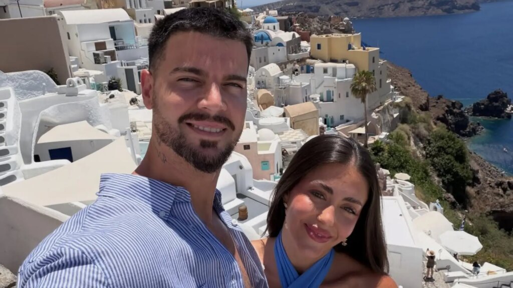 así fue la escapada de Rosario Matew y Stiven Iniesta por Grecia