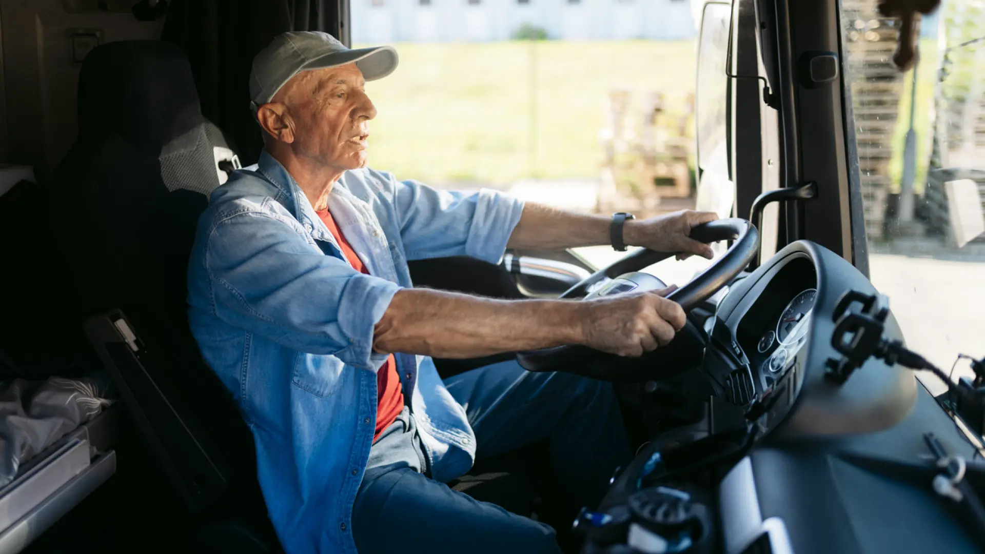 el 80 % de los transportistas que solicitaron ayudas al abandono de la actividad no las recibirán el 80 % de los transportistas que solicitaron ayudas al abandono de la actividad no las recibirán