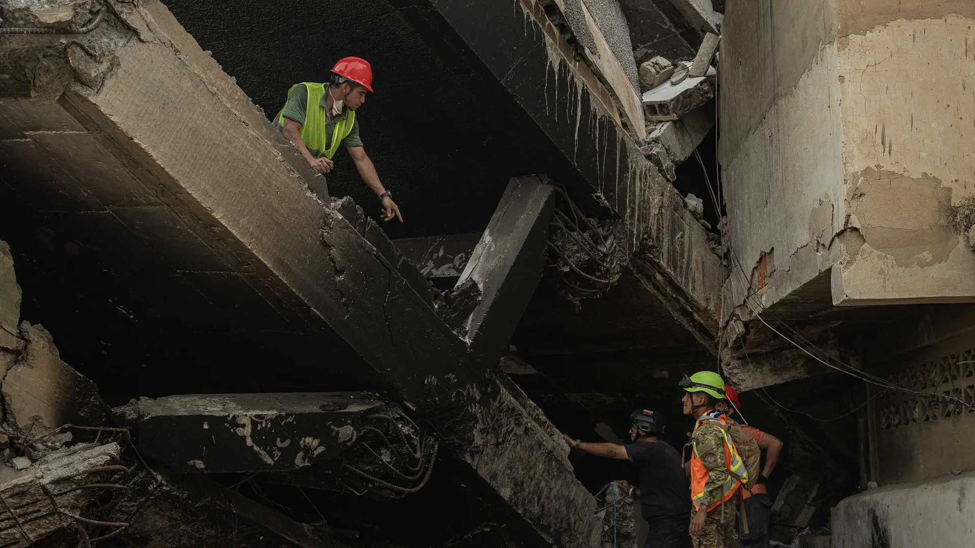 Asciende a 6.301 la cifra de muertos por el doble terremoto en Venezuela Asciende a 6.301 la cifra de muertos por el doble terremoto en Venezuela