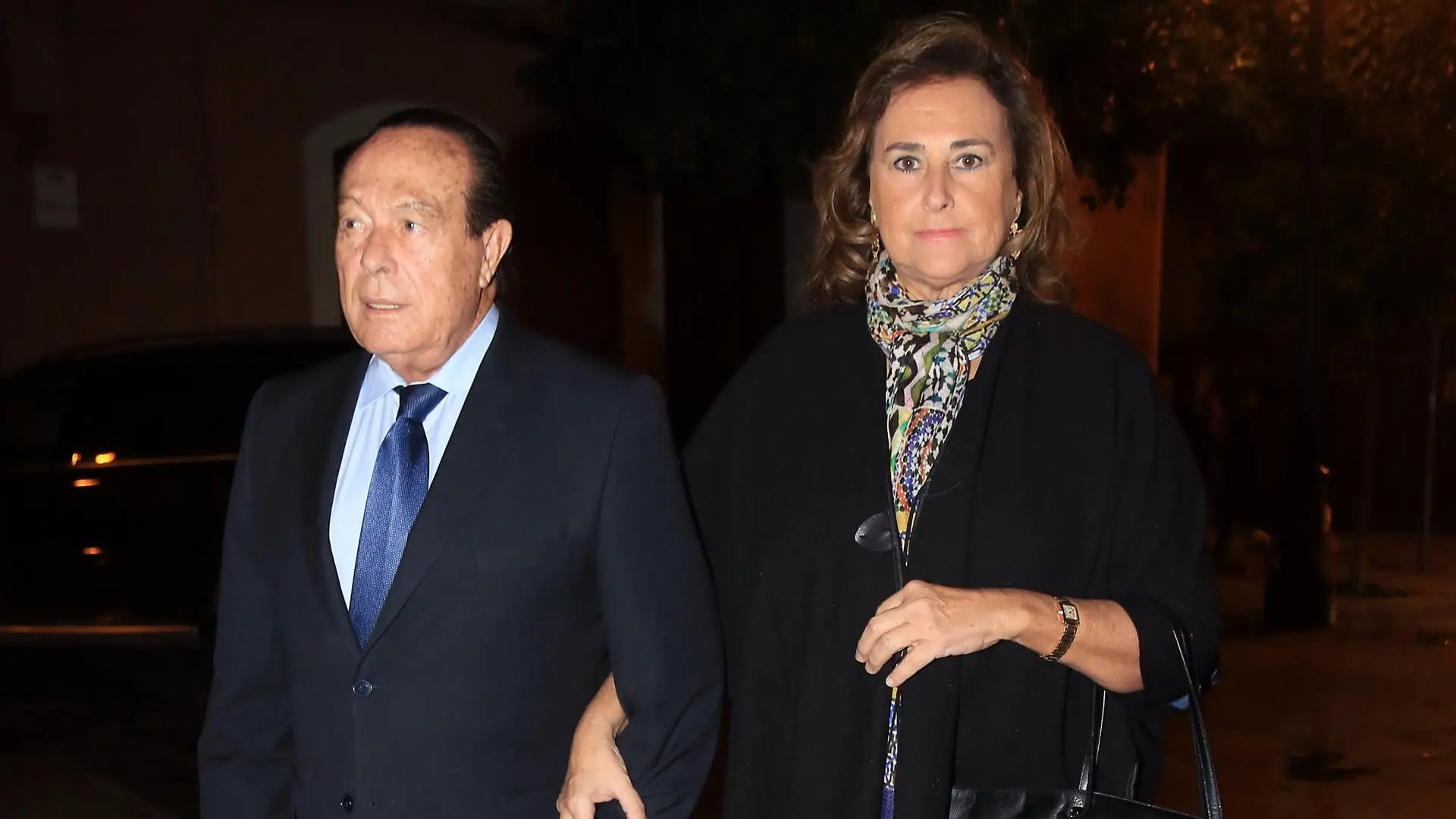 Curro Romero recibe el alta hospitalaria, recuperado de una neumonía Curro Romero recibe el alta hospitalaria, recuperado de una neumonía