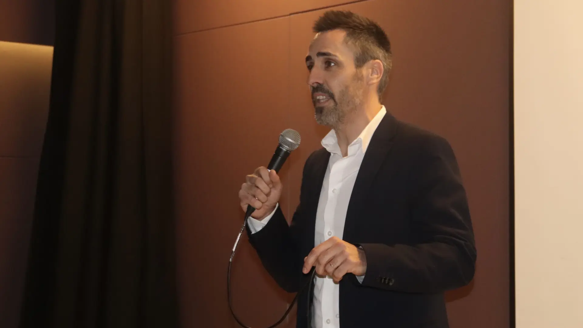 ERC expedienta a su candidato en Girona por un audio filtrado en el que critica a sus compañeros: «Mi intención era echarlos» ERC expedienta a su candidato en Girona por un audio filtrado en el que critica a sus compañeros: «Mi intención era echarlos»