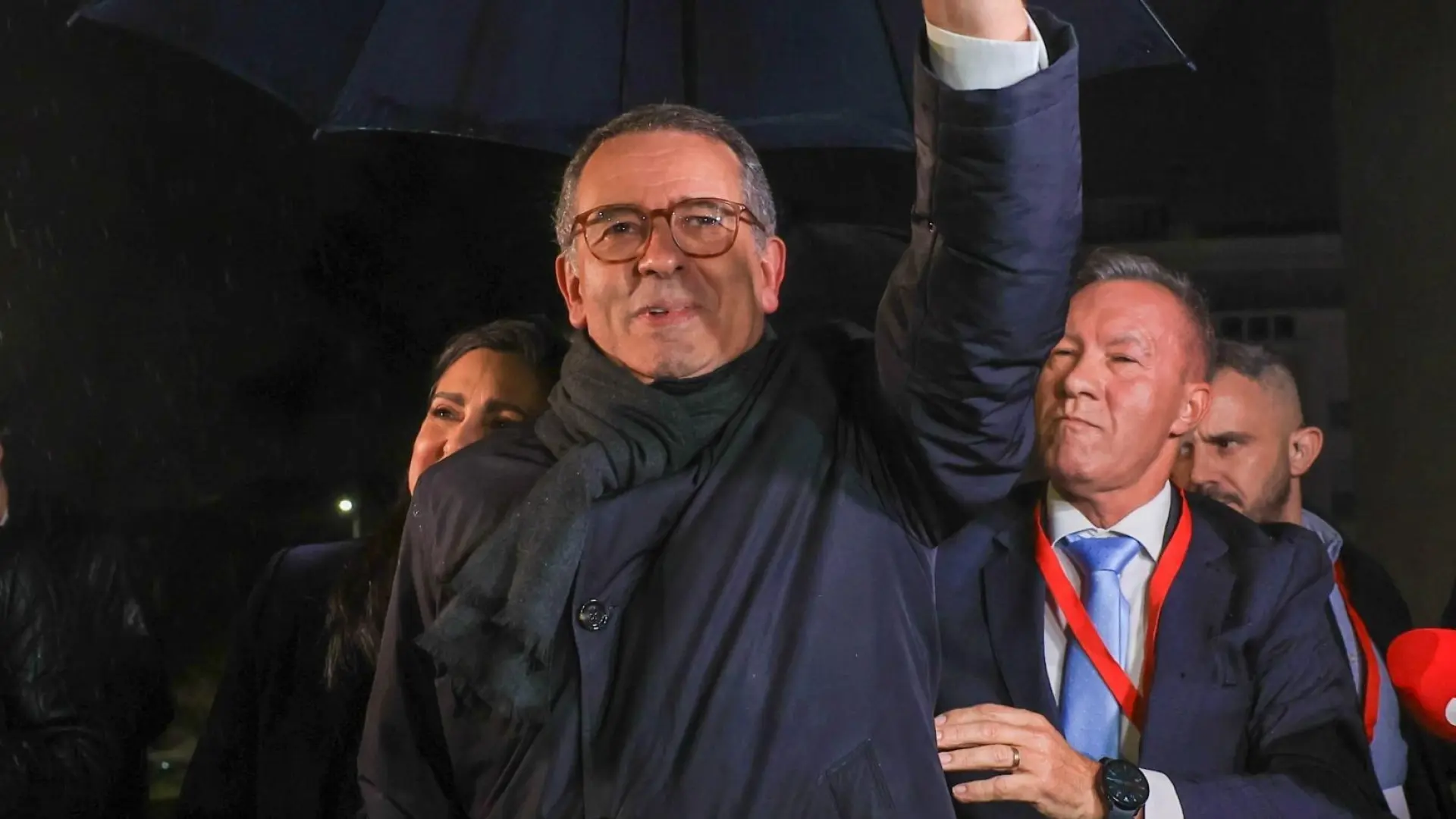 El presidente de Portugal promulga la ley que prohíbe cubrirse el rostro en lugares públicos El presidente de Portugal promulga la ley que prohíbe cubrirse el rostro en lugares públicos