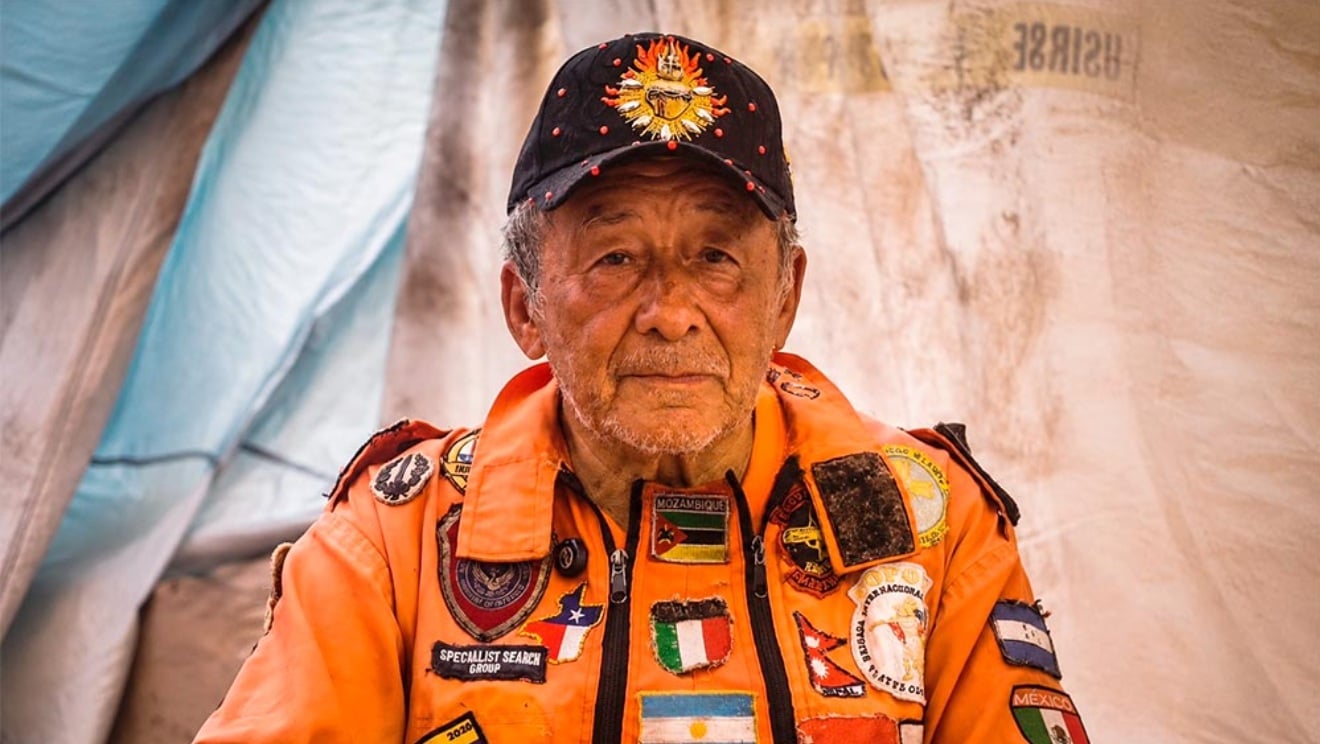 El topo mayor llegó a Cali a buscar vida bajo los escombros El topo mayor llegó a Cali a buscar vida bajo los escombros