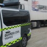 La Guardia Civil intercepta a un camionero que conducía sin puntos del carnet desde hace cinco años La Guardia Civil intercepta a un camionero que conducía sin puntos del carnet desde hace cinco años