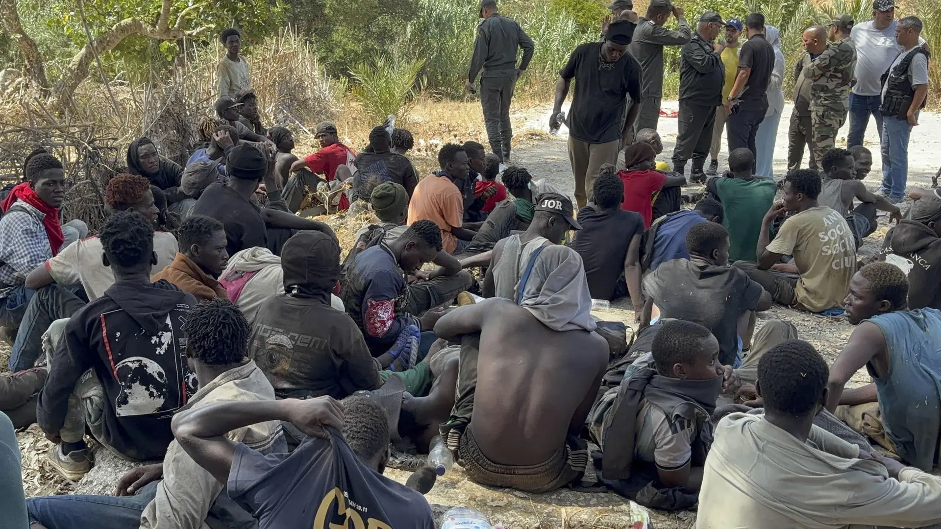 Las autoridades marroquíes piden a TVE y EFE que abandonen Castillejos antes de impedir la entrada de migrantes a Ceuta