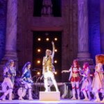 Las musas se imponen a Zeus, la IA y la lluvia a ritmo de musical en el Festival de Mérida Las musas se imponen a Zeus, la IA y la lluvia a ritmo de musical en el Festival de Mérida