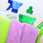 Los productos de limpieza perfumados crean contaminación atmosférica invisible similar a la del tráfico urbano Los productos de limpieza perfumados crean contaminación atmosférica invisible similar a la del tráfico urbano