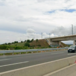 Muere una niña de 13 años en un accidente entre una autocaravana y un camión en Benicàssim