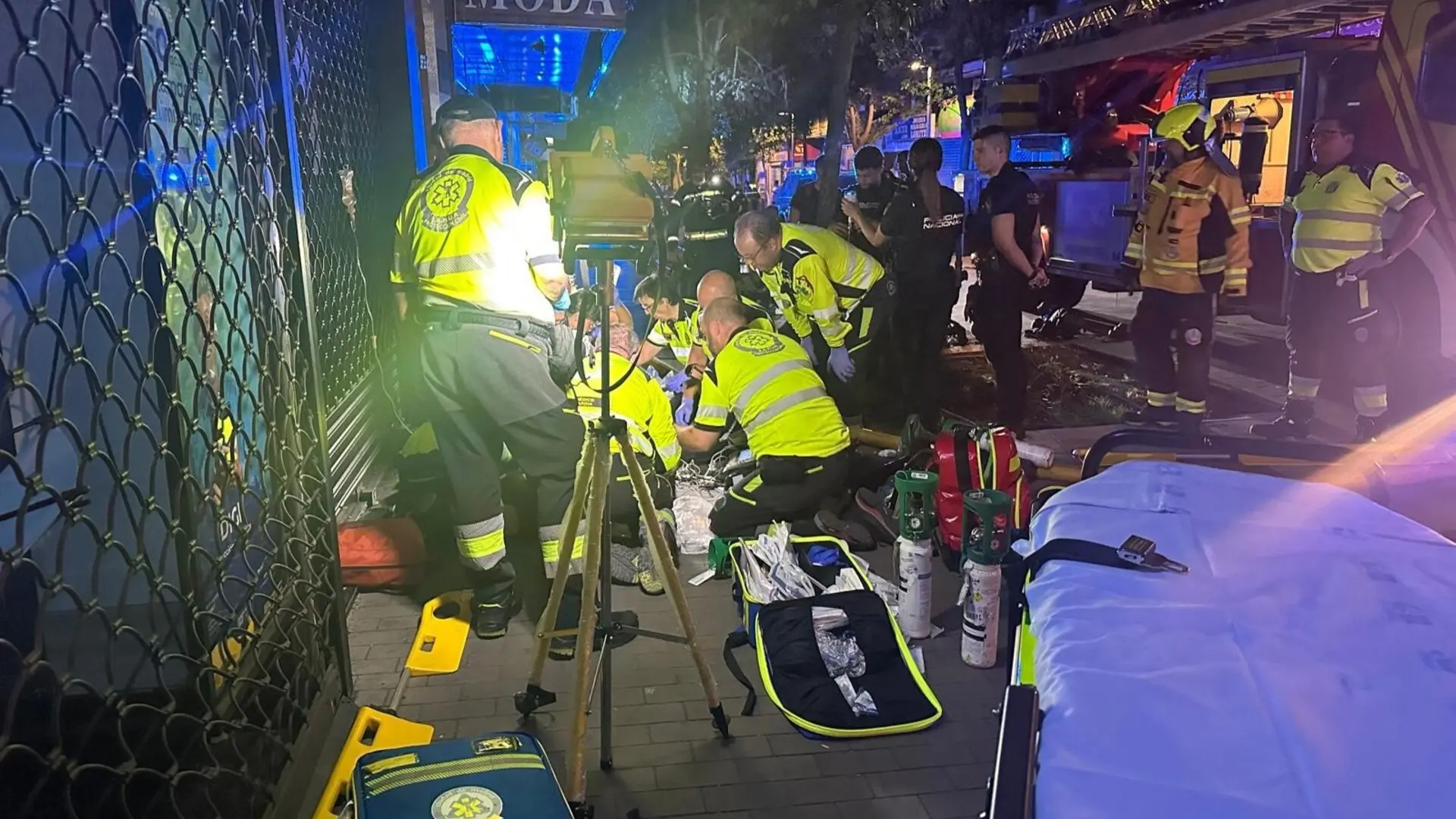 Un hombre de 67 años, con quemaduras en el 30% del cuerpo tras un incendio en la cocina de su piso en Madrid