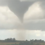 Un tornado causa daños y varios heridos en el sur de Francia, azotada por un frente de tormentas