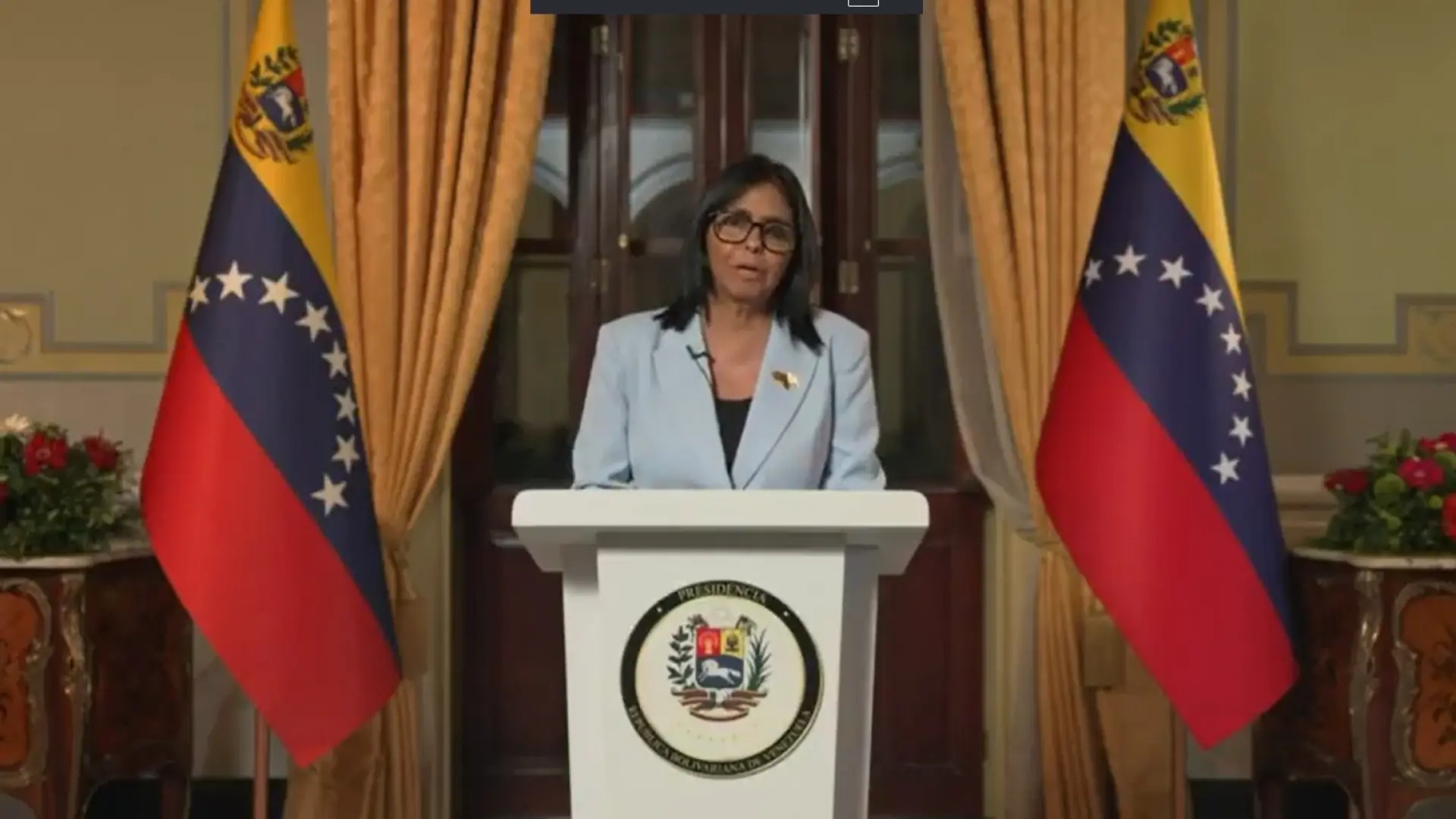 Venezuela anuncia que el pacto petrolero con EEUU será de 25 años y mantendrá la soberanía sobre sus recursos Venezuela anuncia que el pacto petrolero con EEUU será de 25 años y mantendrá la soberanía sobre sus recursos