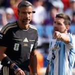 El árbitro de la final del Mundial, el esloveno Slavko Vincic, se retira a los 46 años El árbitro de la final del Mundial, el esloveno Slavko Vincic, se retira a los 46 años