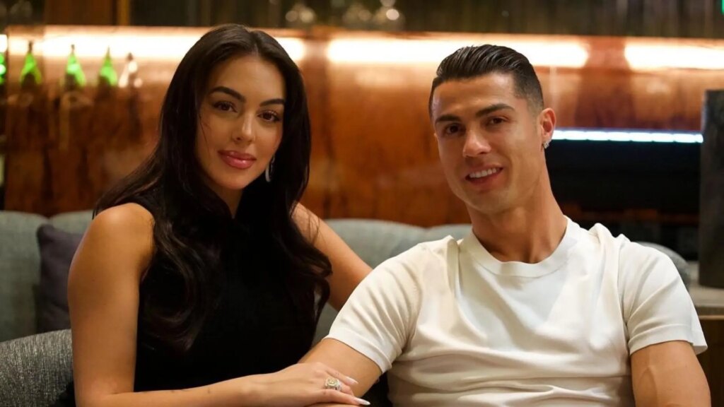 el futbolista anuncia el «sí, quiero» con una foto de las alianzas