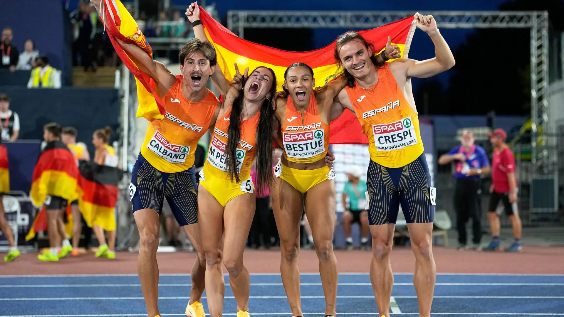 el relevo 4×100 mixto se cuelga el bronce