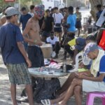 El Gobierno habilita parcelas del puerto, terrenos de Vivienda y un cuartel para la acogida de inmigrantes en Ceuta El Gobierno habilita parcelas del puerto, terrenos de Vivienda y un cuartel para la acogida de inmigrantes en Ceuta