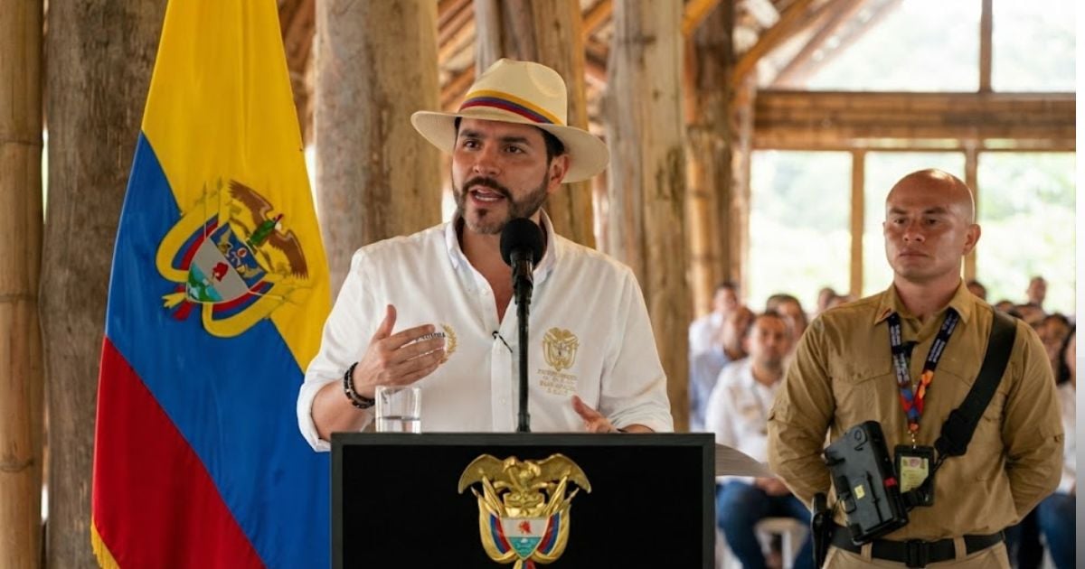 Las 2 fundaciones a las que Abelardo de la Espriella les va entregar su primer salario, 52 millones Las 2 fundaciones a las que Abelardo de la Espriella les va entregar su primer salario, 52 millones
