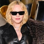 Madonna sigue siendo Madonna y a los 68 años recoge su premio MTV en corsé y bragas