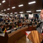 Pulso entre el alcalde Galan los banqueros de Bogotá por el aumento del impuesto del ICA Pulso entre el alcalde Galan los banqueros de Bogotá por el aumento del impuesto del ICA