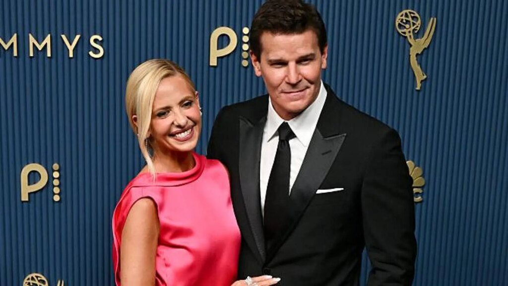 Sarah Michelle Gellar y David Boreanaz tienen el reencuentro más tierno de los Emmy 2026