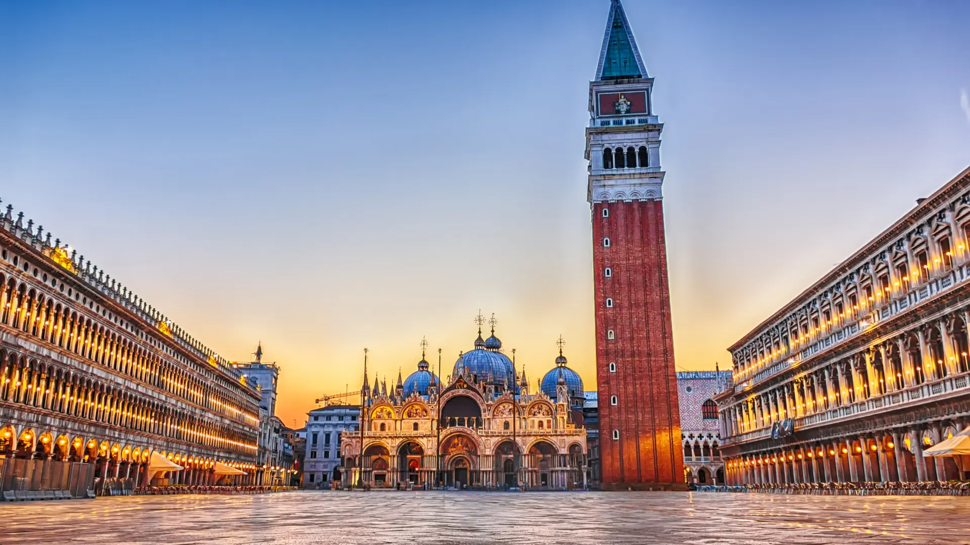 Un turista denuncia que una cafetería de Venecia le cobró un «suplemento por música» de 7 euros Un turista denuncia que una cafetería de Venecia le cobró un «suplemento por música» de 7 euros