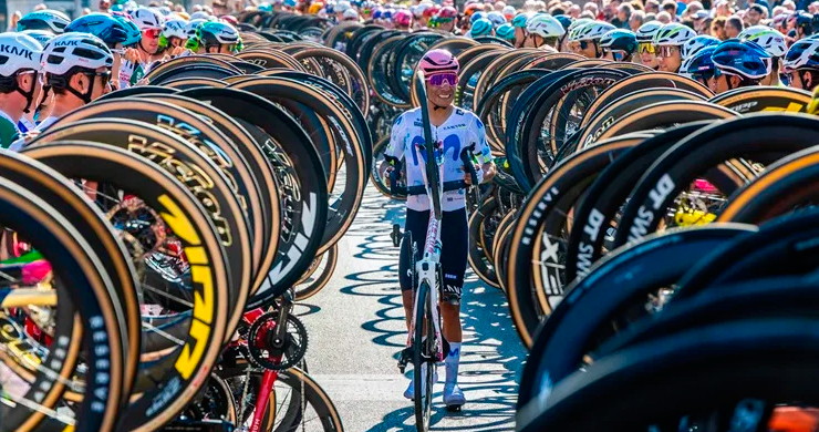 Nairo Quintana, el escalador que devolvió la grandeza al ciclismo colombiano Nairo Quintana, el escalador que devolvió la grandeza al ciclismo colombiano